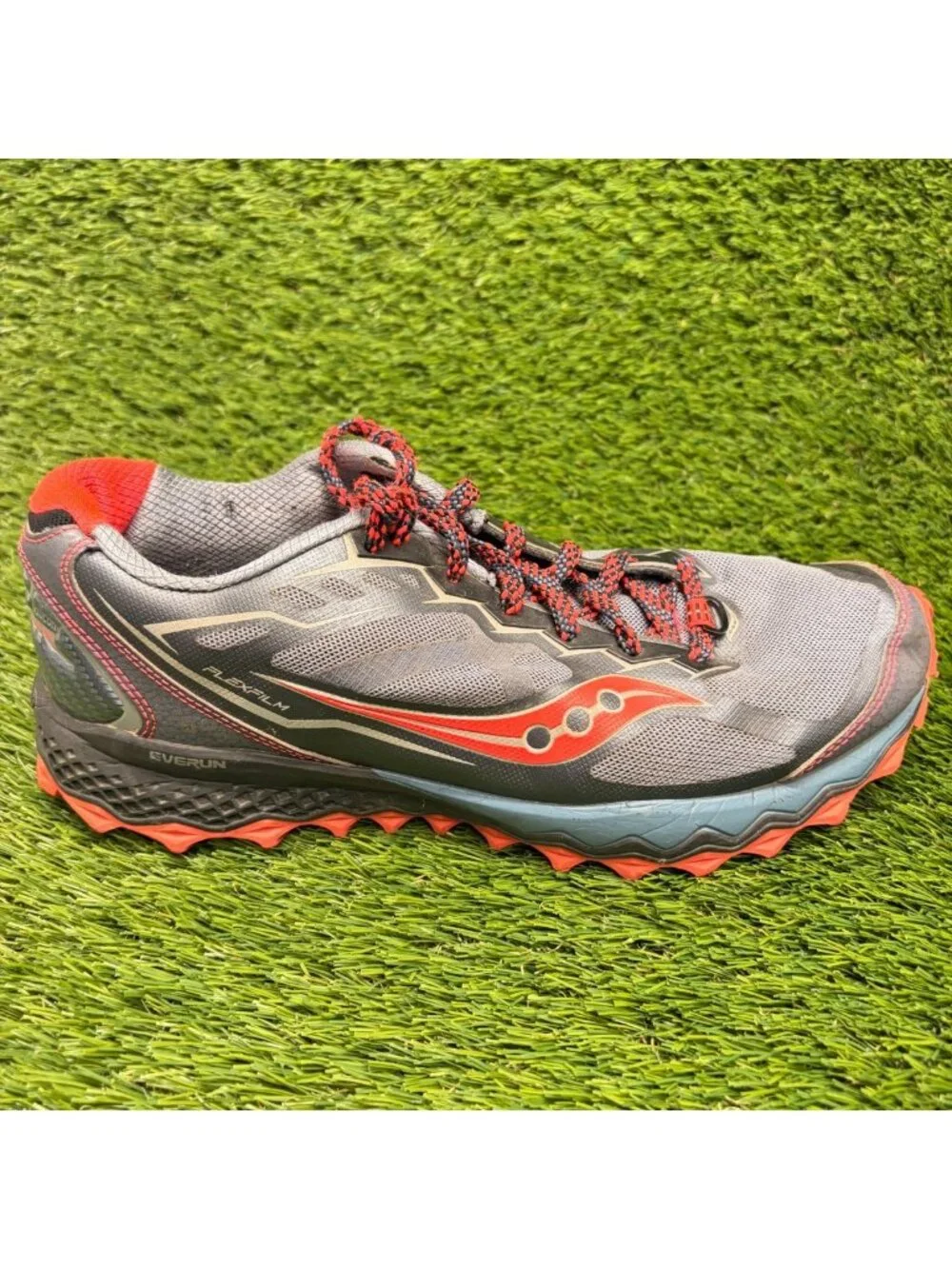 Saucony Peregrine 6 Womens Size 11 Gray Pink Athletic Running Shoes Sneakers